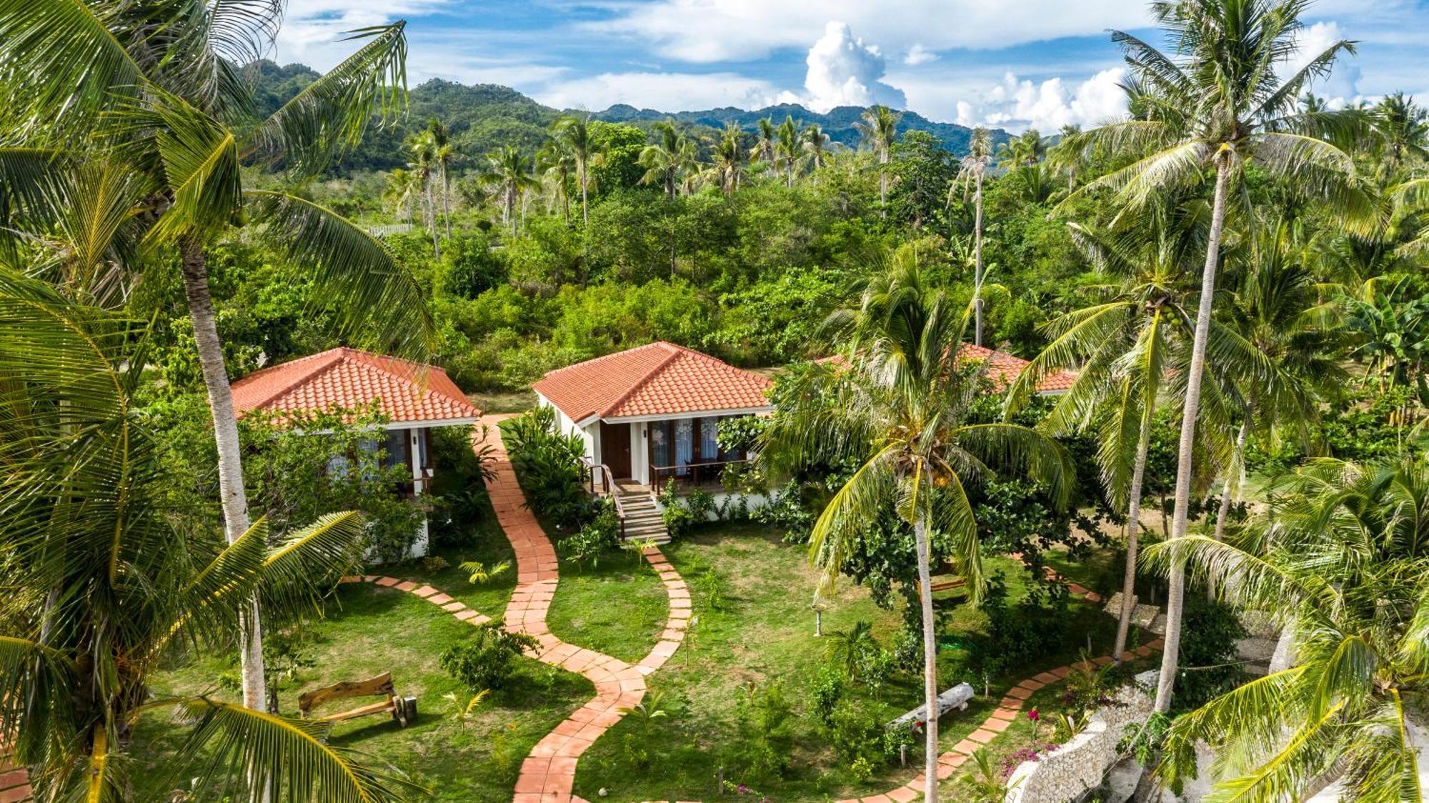 Island View Beachfront Resort 안다 외부 사진