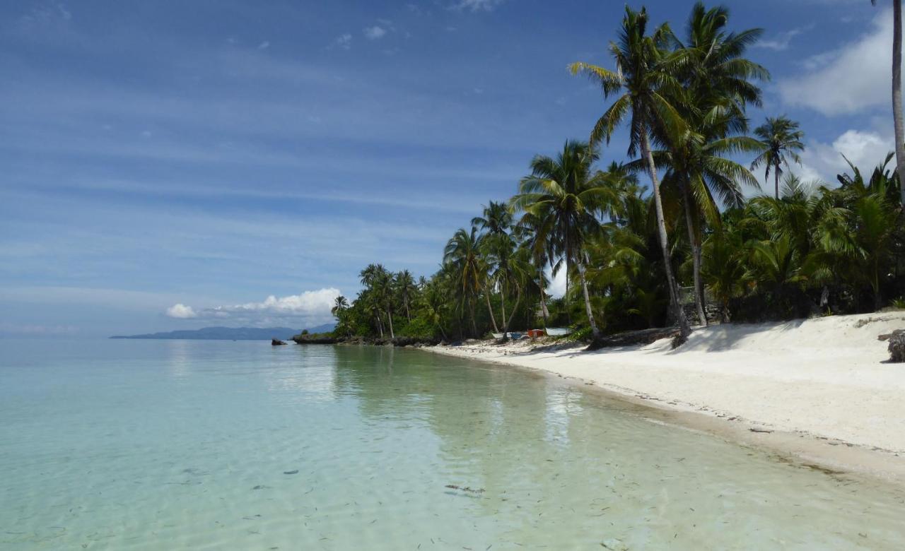 Island View Beachfront Resort 안다 외부 사진