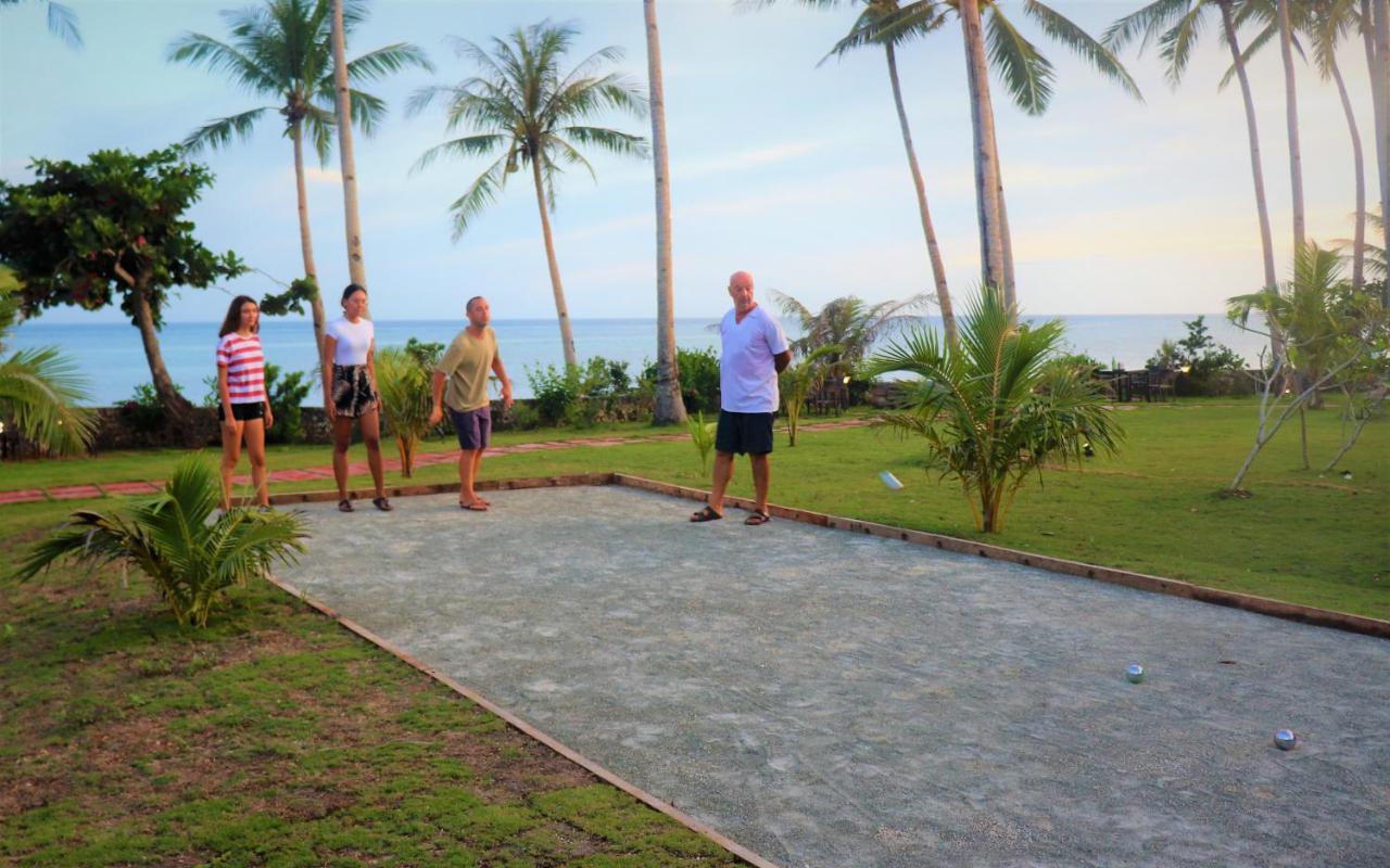 Island View Beachfront Resort 안다 외부 사진