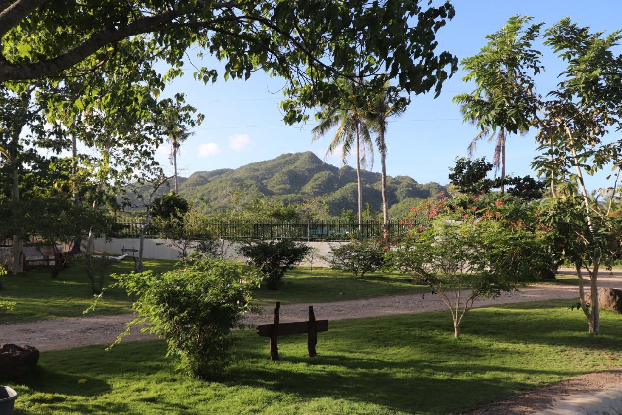 Island View Beachfront Resort 안다 외부 사진